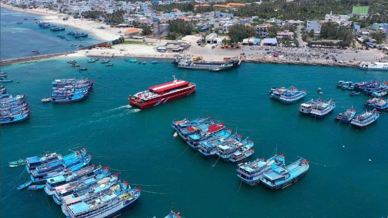 cảng tàu Phú Qúy đi Phan thiết